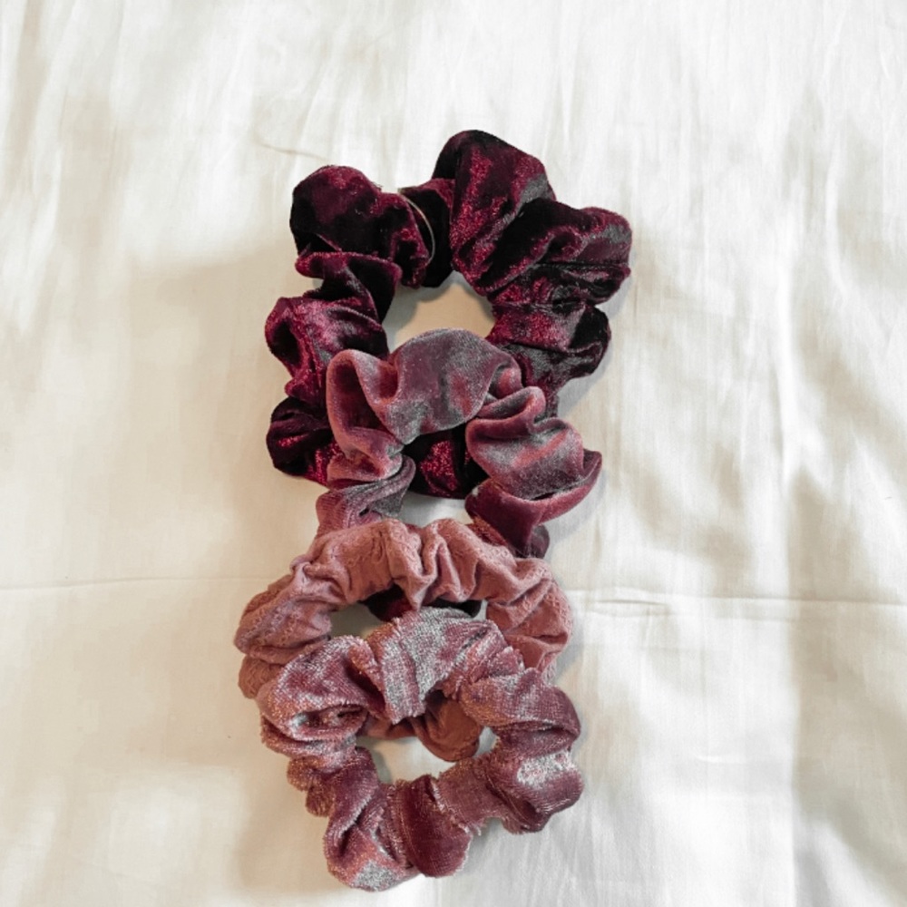 SOLD! Scrunchie bundle